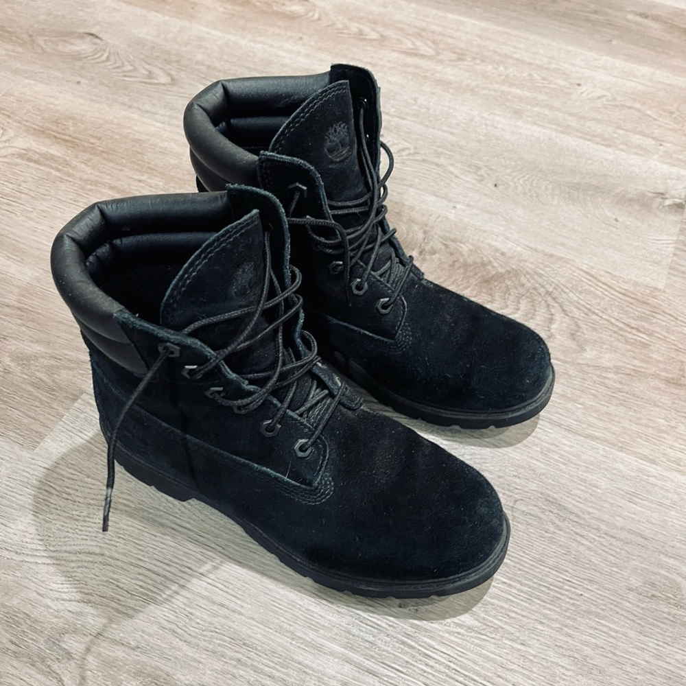 Women’s size 8 Timberland Boots